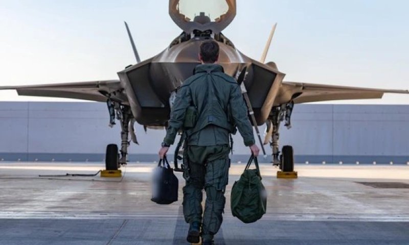 "בדרך לתקיפה באיראן": טייס הקרב חושף מה קורה בקוקפיט