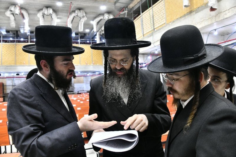 באדיבות המצלם