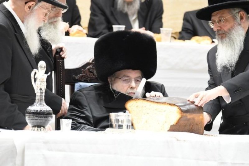 אנשיל בעק וא.מ.ש