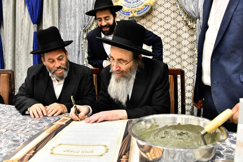 באדיבות המצלם