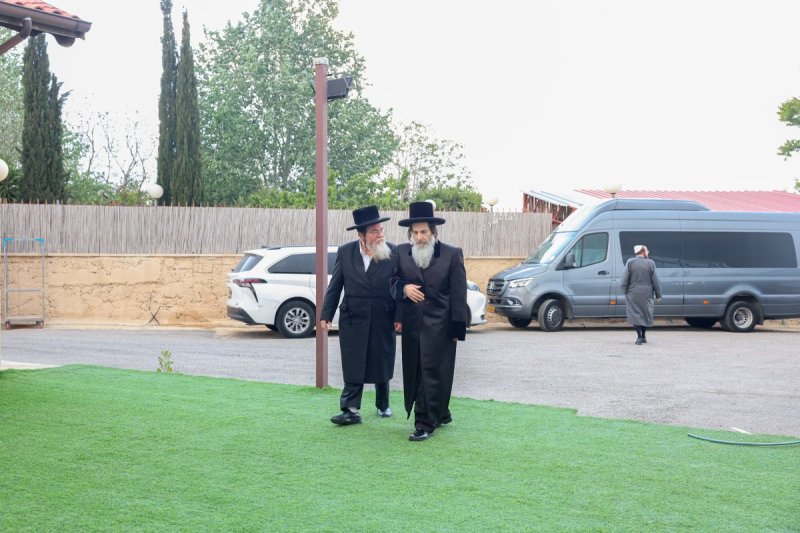 שוקי לרר וא. אייזנבאך