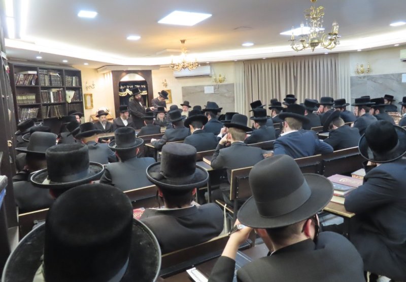 באדיבות המצלם
