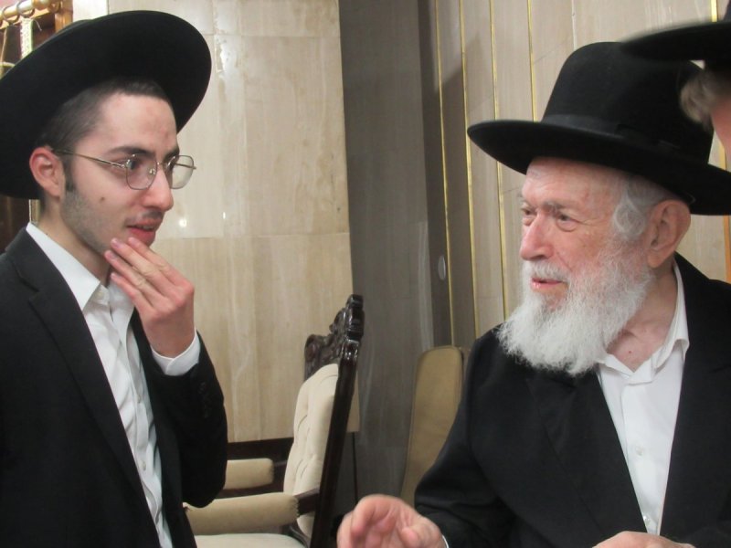 באדיבות המצלם