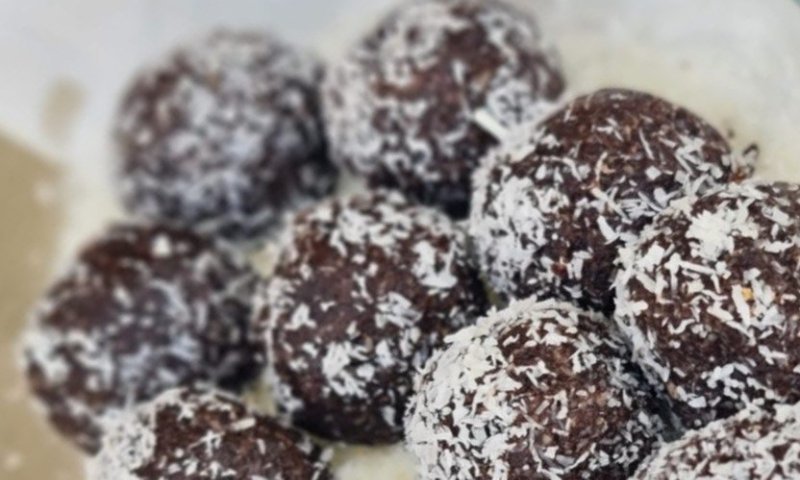  בקלי קלות: מתכון לכדורי שוקולד בריאים ומושלמים