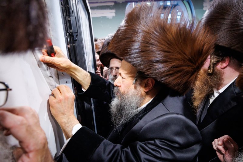 האחים לאנטשעווסקי ואושי וויינגארטן