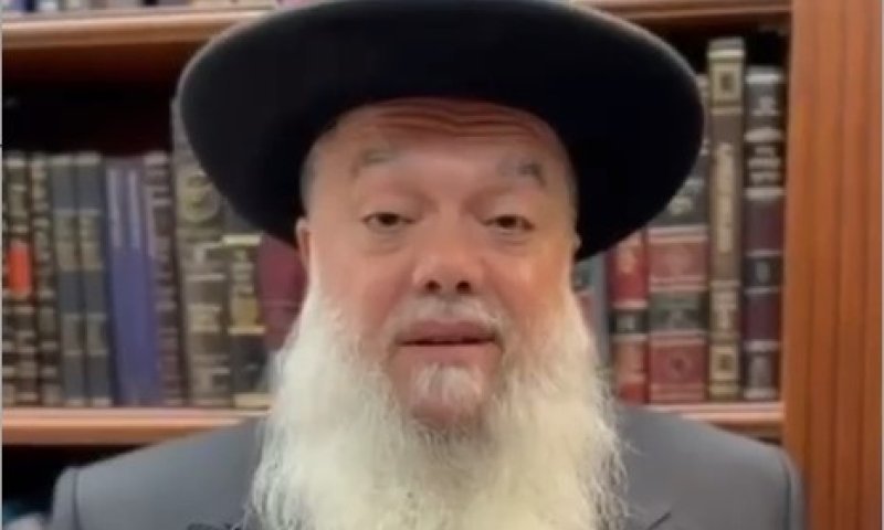 הגאון רבי יגאל כהן בקריאה דחופה לרפואת הילדה: "שתקום על רגליה"