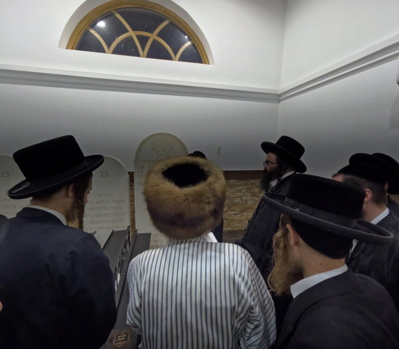 באדיבות המצלם