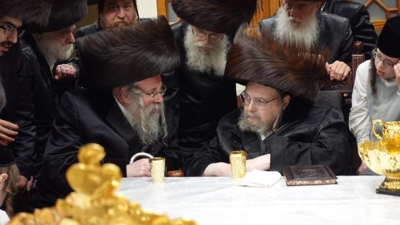 אנשיל בעק וא.מ.ש