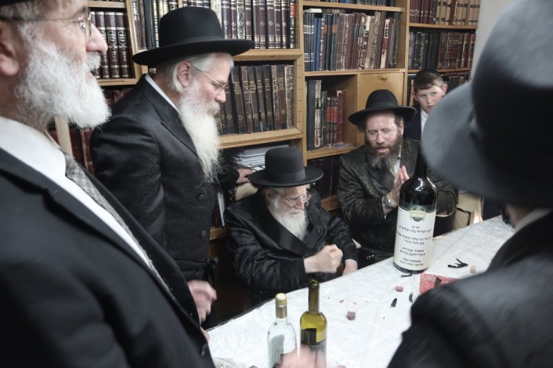 באדיבות המצלם