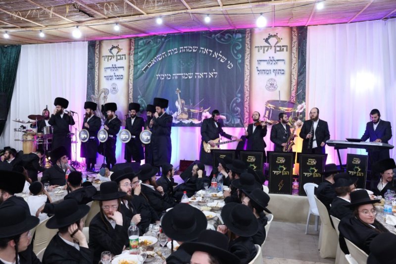 באדיבות המצלם