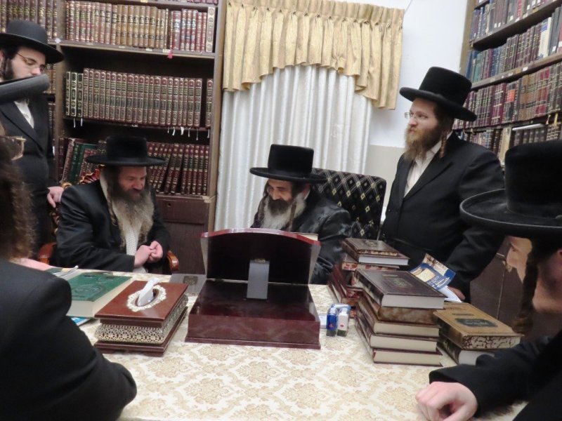 באדיבות המצלם