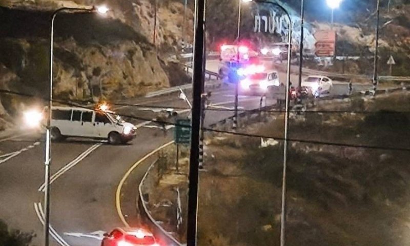 חשד לדריסה סמוך לעטרת: ישראלי נפצע, בצה"ל מעריכים כי לא מדובר בפיגוע