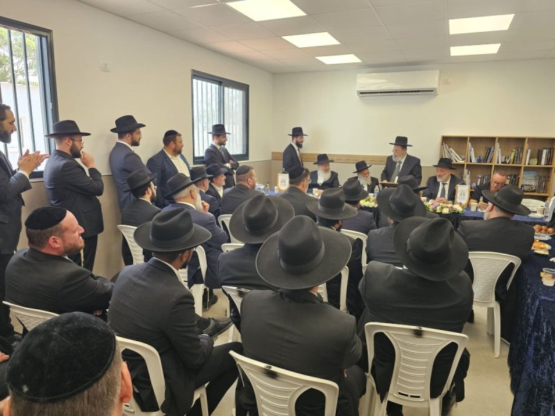 באדיבות המצלם