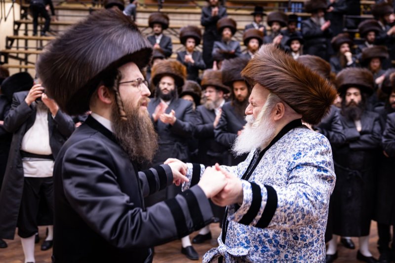 באדיבות המצלם