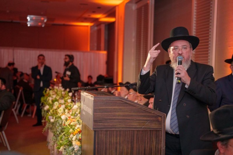 דניאל נפוסי ומאיר זלזניק