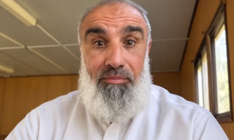 האימאם שנקשר למחבל מפליי דובאי: "צדיקים תמיד מותקפים"