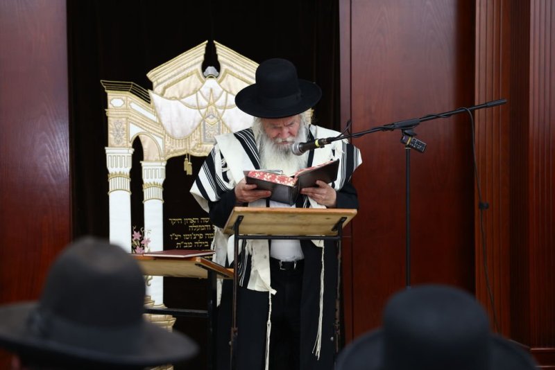 באדיבות המצלם