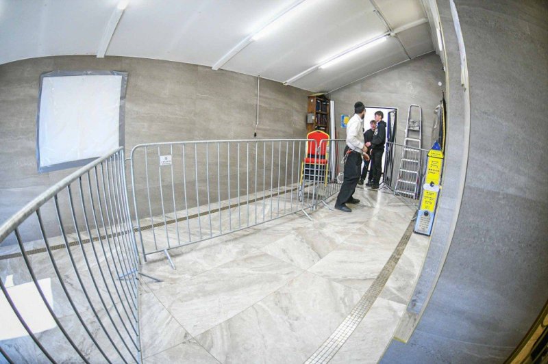 ארי קופרשטוק