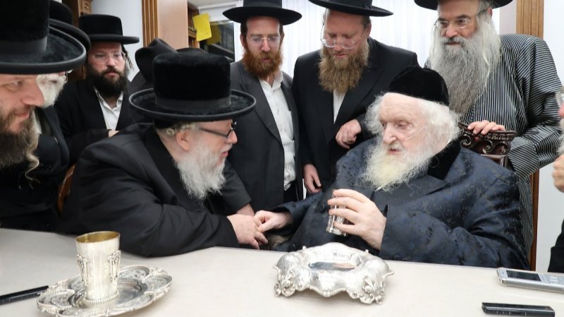 באדיבות המצלם