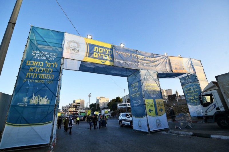 ארי קופרשטוק ומאיר אדרי