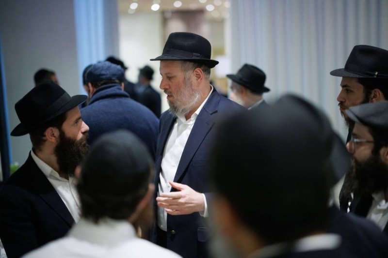 לוי נאזרוב