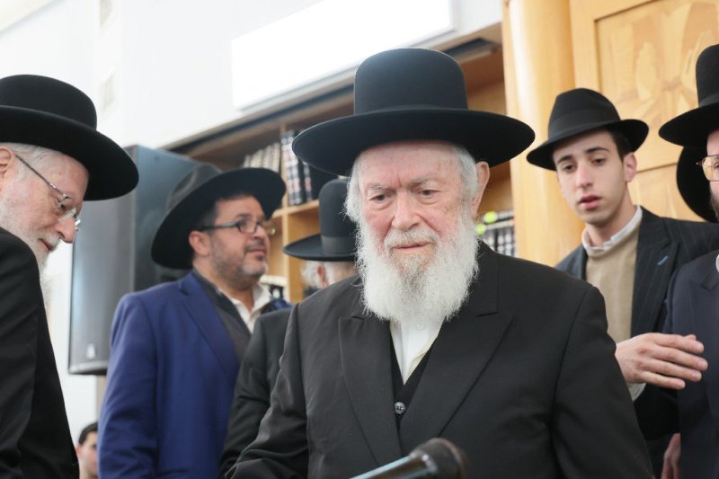 אברהם אבידן