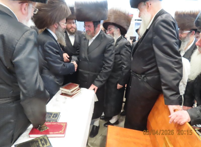 באדיבות המצלם