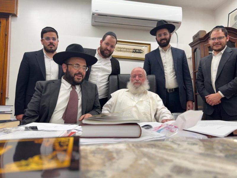 באדיבות המצלם