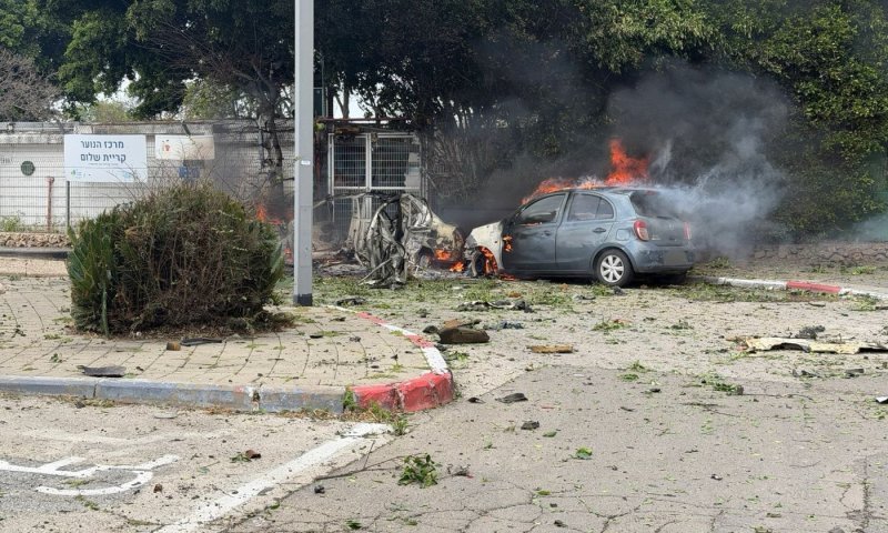 "תשנה 'טיל' ל'רסיס' או שנפגע בך": מהמרי מלחמה מאיימים על חייו של כתב ישראלי