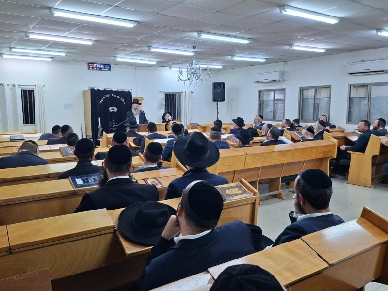 באדיבות המצלם