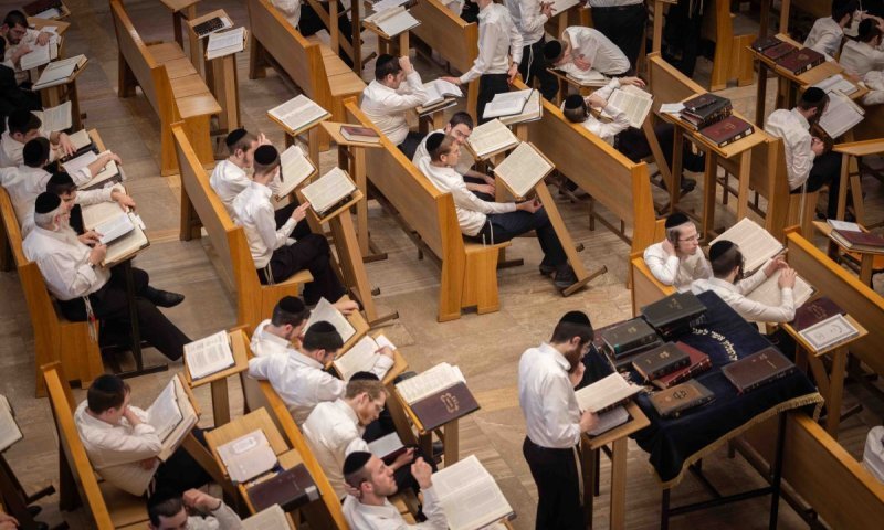 ללא השוואה למשרתים: ועדת השרים סיכמה על תיקון חוק יסוד לימוד תורה