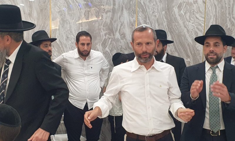 תל ציון חגגה: המונים בשמחת בית השואבה המרכזית