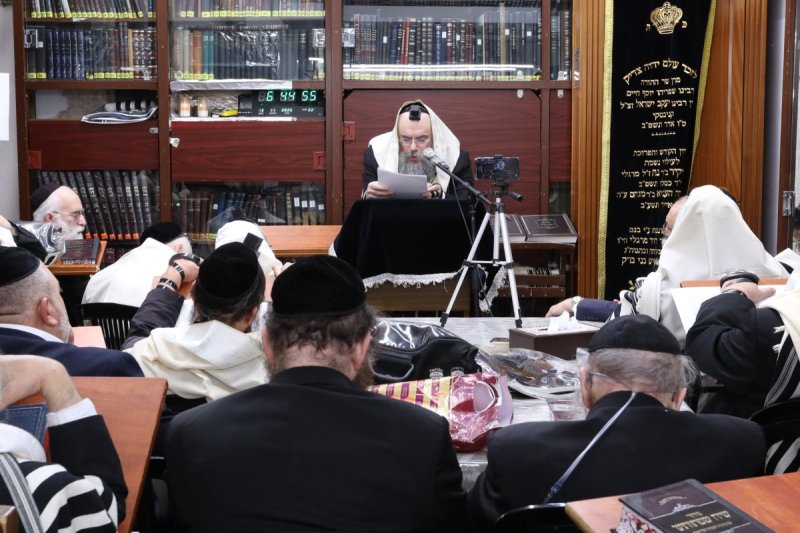 באדיבות המצלם