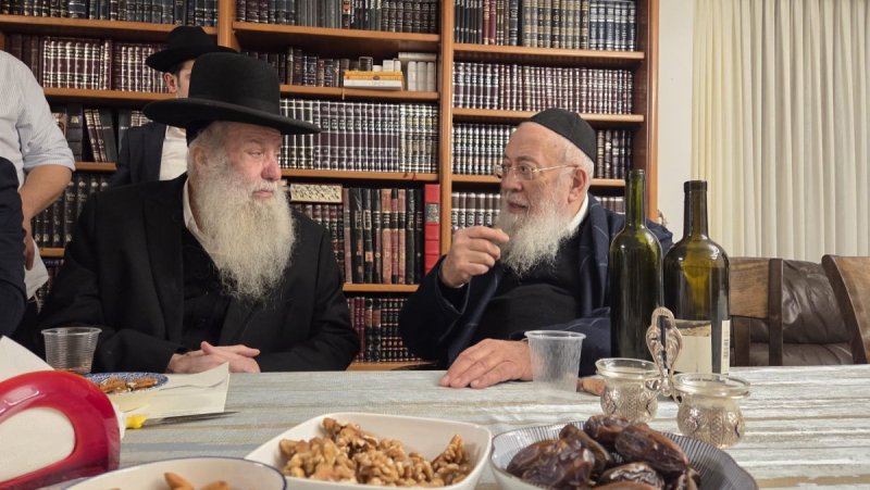 באדיבות המצלם