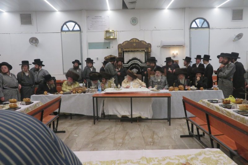 באדיבות המצלם
