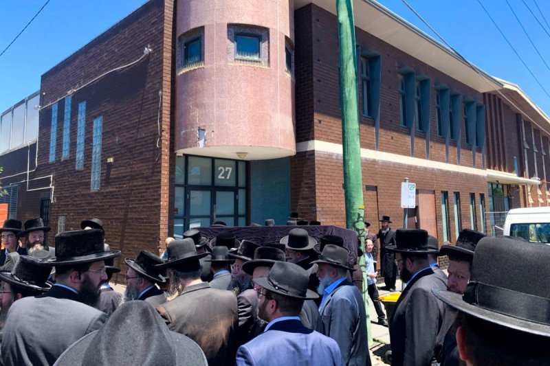 באדיבות המצלם