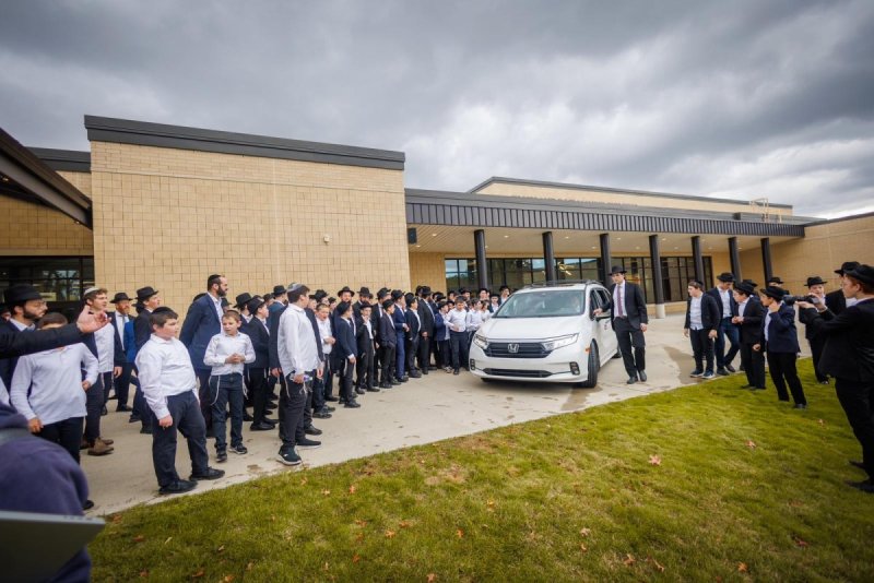 דניאל נפוסי ומאיר זלזניק