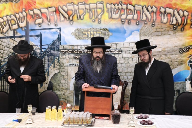 באדיבות המצלם