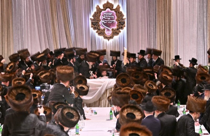 אנשיל בעק