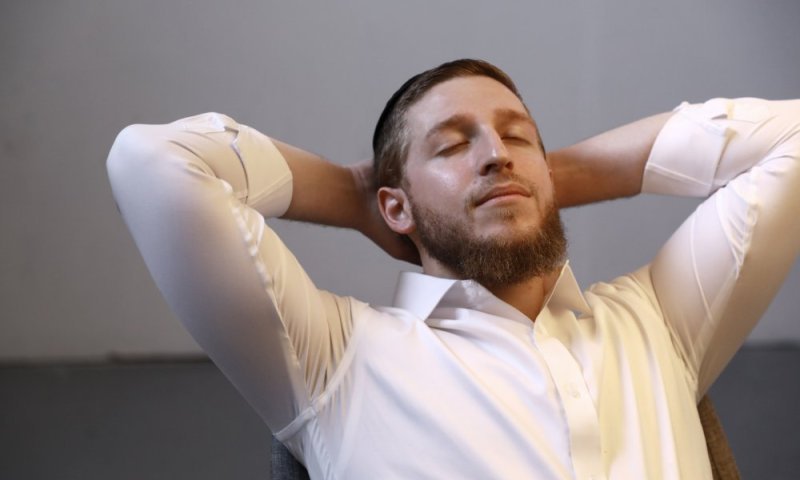 דניאל יטיב משיק שיר של הודיה, אמונה וחיים - ״תודה״ 