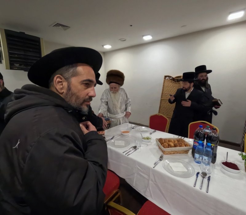 באדיבות המצלם