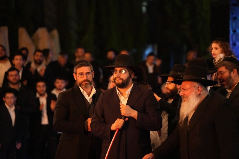 באדיבות המצלם