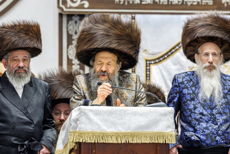 אברומי בלום, אחים לאנטשעווסקי, אייזיק י.