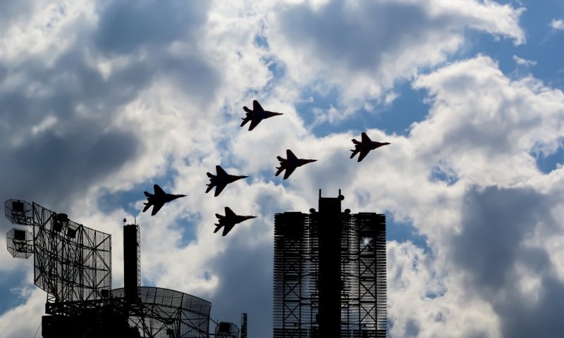 מזל של מיליונרים או מידע מסווג? המהמר המסתורי שגרף הון מהתקיפה באיראן