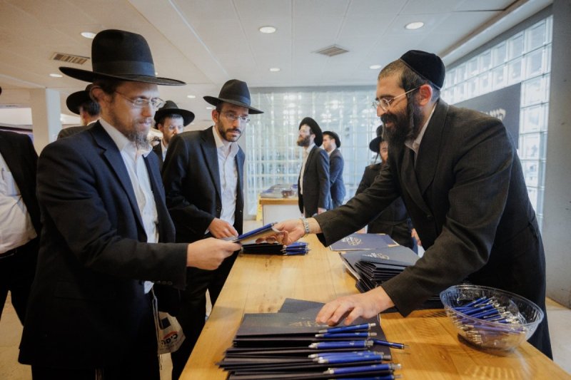 עקיבא שיינברגר