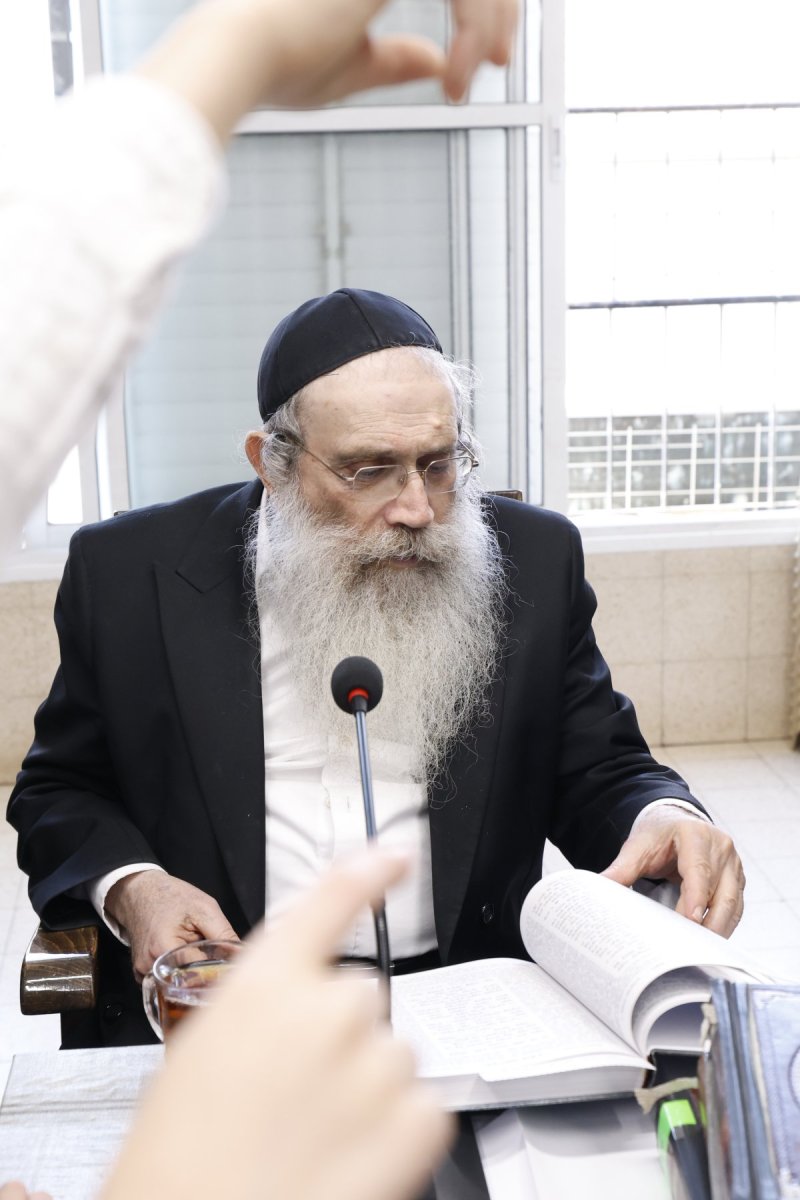 שמוליק קורלנסקי