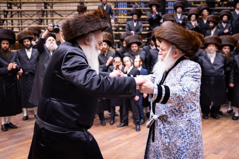 באדיבות המצלם