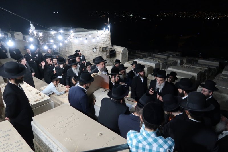 באדיבות המצלם