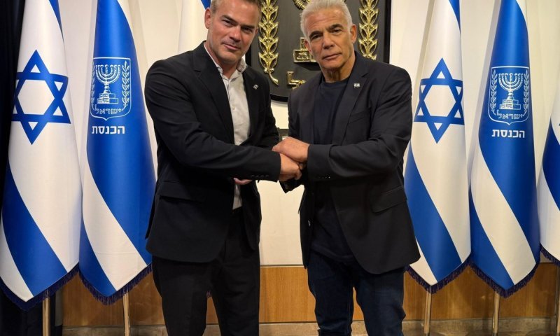 ההתפוררות של יש עתיד: ח"כ בועז טופורובסקי פורש מהפוליטיקה
