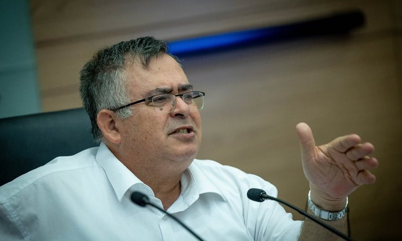 "תתבייש לך": ביטן התפוצץ על נתניהו בישיבה הסגורה